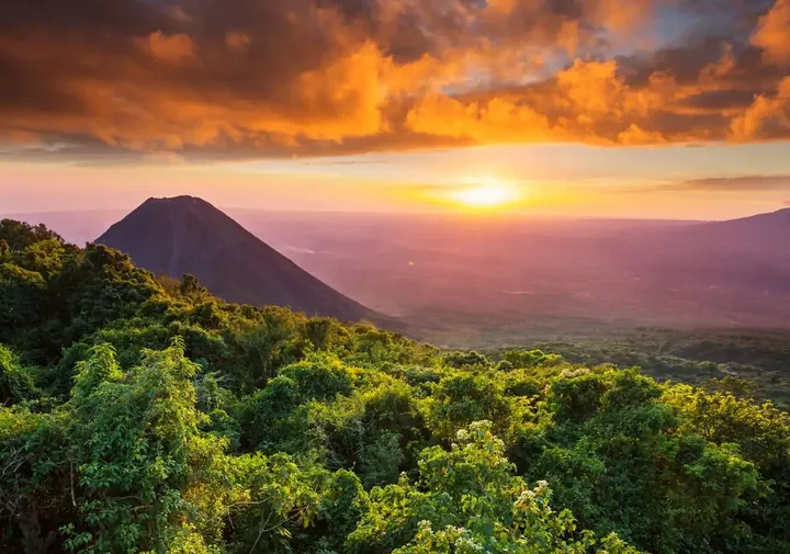 Sunset over the Izalco volcano seen from Cerro Verde
