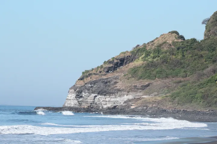 The cliffs and point break at Mizata on a clear morning